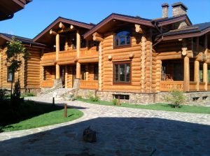 Широкая массивная доска из дуба браш антик масло
